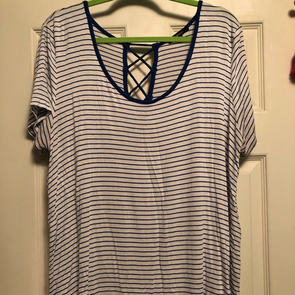 Ambiance women’s T-shirt